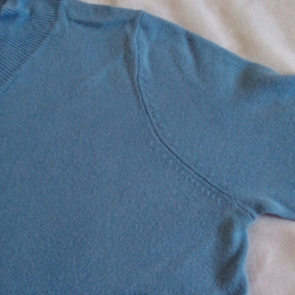 Light blue sweater - Picture 5 of 6